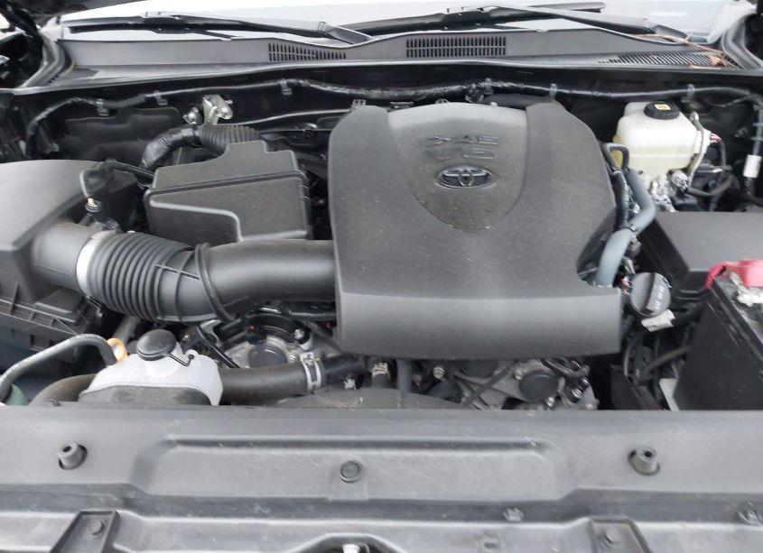 Photo 10 of 2021 Toyota Tacoma TRD OFF-ROAD (VIN 3TMDZ5BN0MM111650)