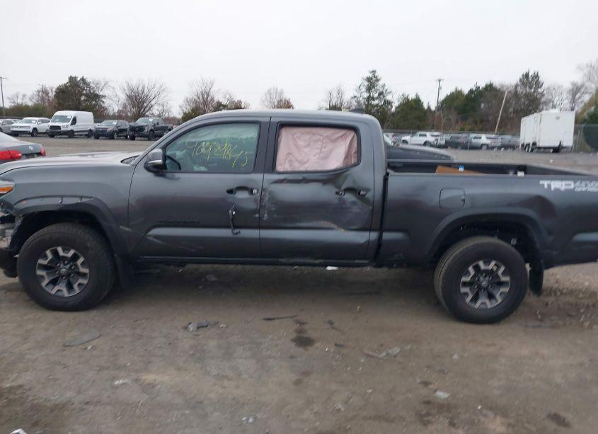 Photo 14 of 2021 Toyota Tacoma TRD OFF-ROAD (VIN 3TMDZ5BN0MM111650)
