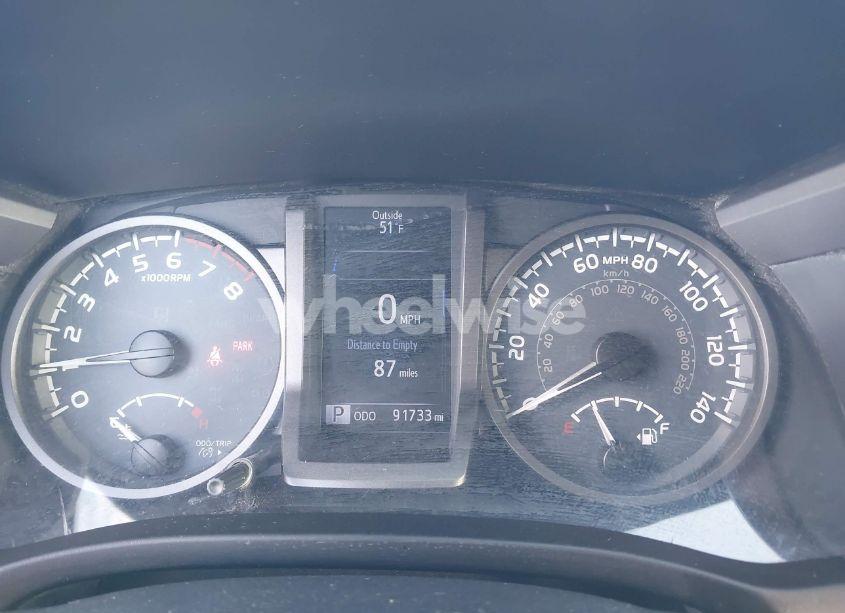 Photo 7 of 2017 Toyota Tacoma TRD OFF ROAD (VIN 3TMDZ5BN1HM014950)