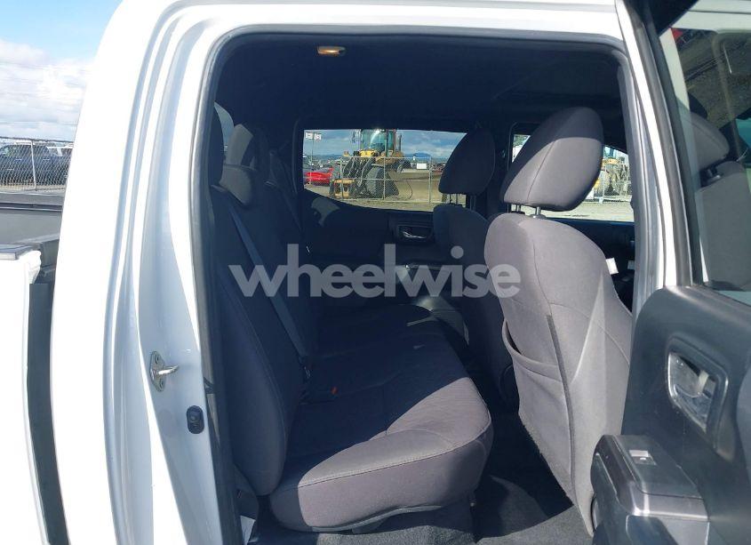 Photo 8 of 2017 Toyota Tacoma TRD OFF ROAD (VIN 3TMDZ5BN1HM014950)