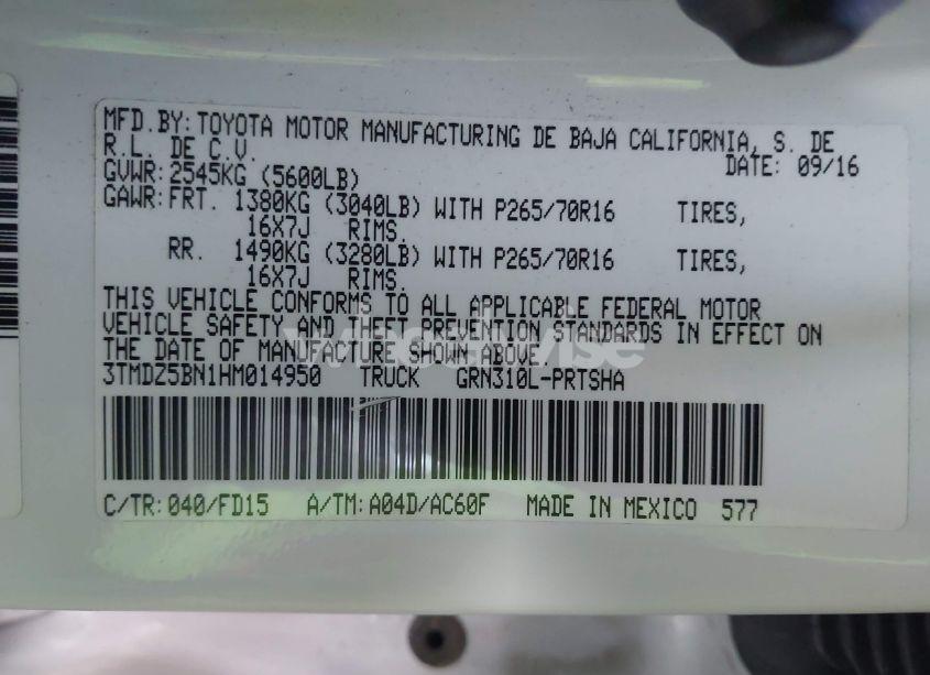 Photo 9 of 2017 Toyota Tacoma TRD OFF ROAD (VIN 3TMDZ5BN1HM014950)