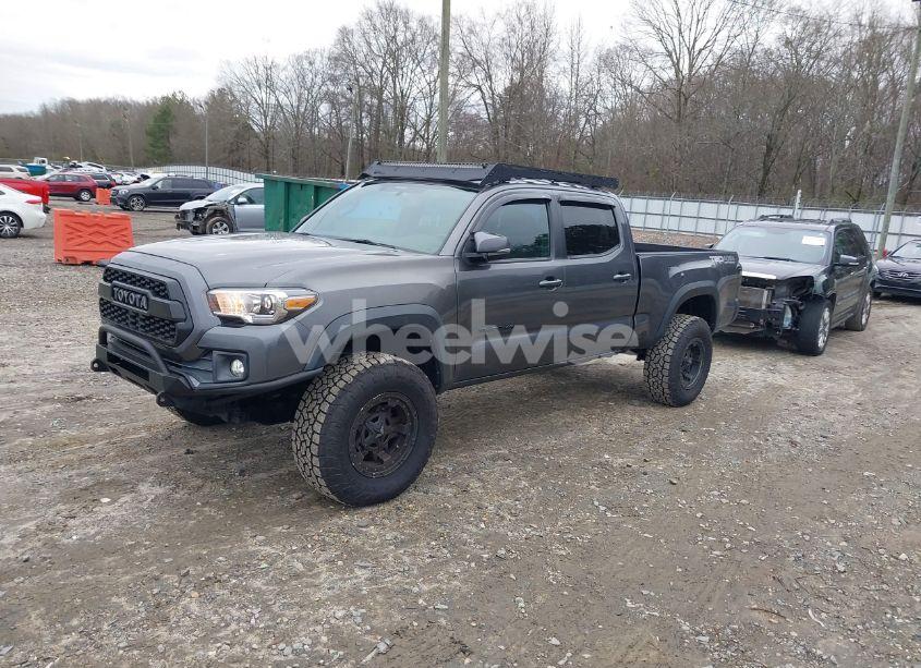 Photo 2 of 2017 Toyota Tacoma TRD OFF ROAD (VIN 3TMDZ5BN1HM021039)