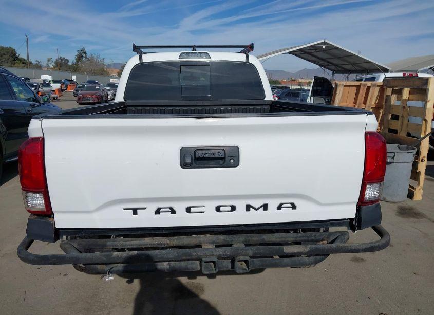 Photo 16 of 2017 Toyota Tacoma TRD OFF ROAD (VIN 3TMDZ5BN1HM027200)