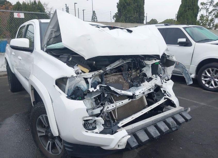 Photo 17 of 2017 Toyota Tacoma TRD SPORT (VIN 3TMDZ5BN1HM027648)