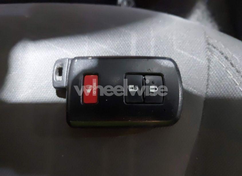 Photo 11 of 2018 Toyota Tacoma TRD OFF ROAD (VIN 3TMDZ5BN1JM046979)