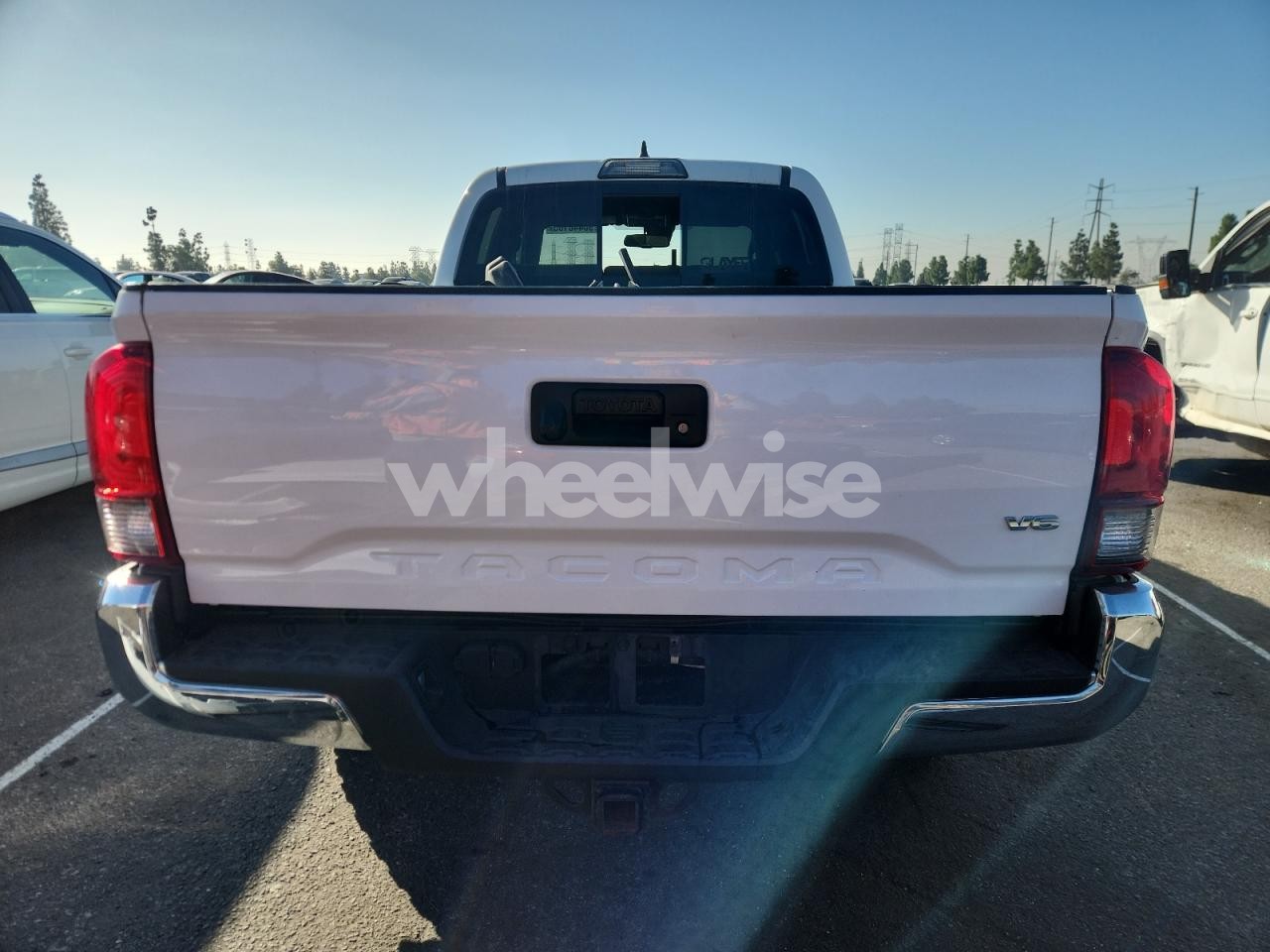 Photo 6 of 2019 TOYOTA TACOMA DOUBLE CAB (VIN 3TMDZ5BN1KM056607)