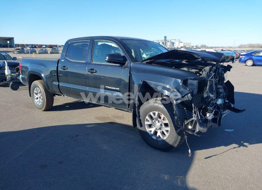 2019 Toyota Tacoma SR5 V6 (VIN 3TMDZ5BN1KM060088) main photo