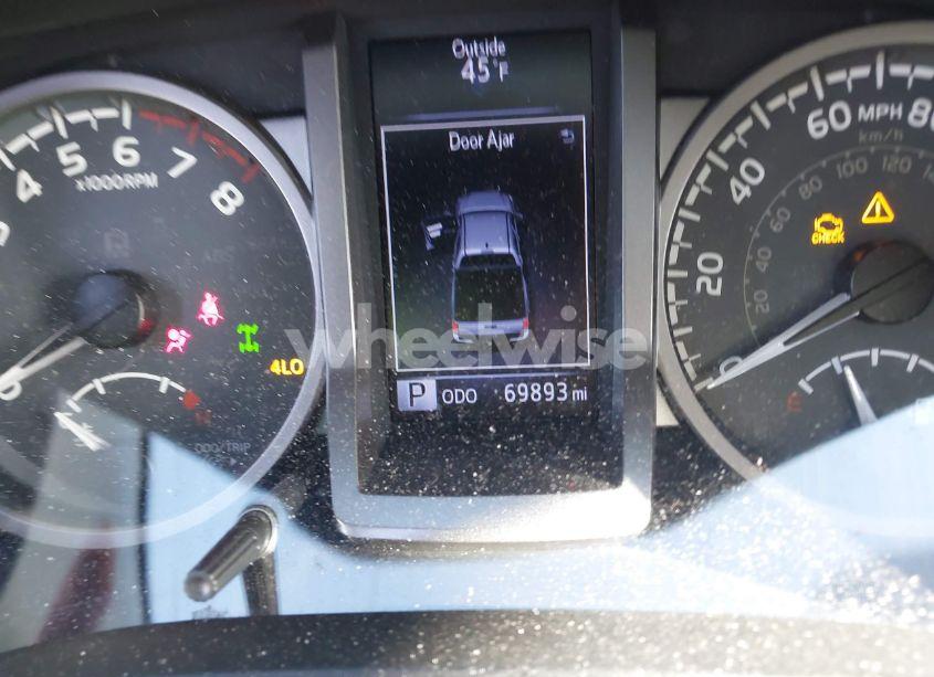 Photo 15 of 2019 Toyota Tacoma SR5 V6 (VIN 3TMDZ5BN1KM060088)