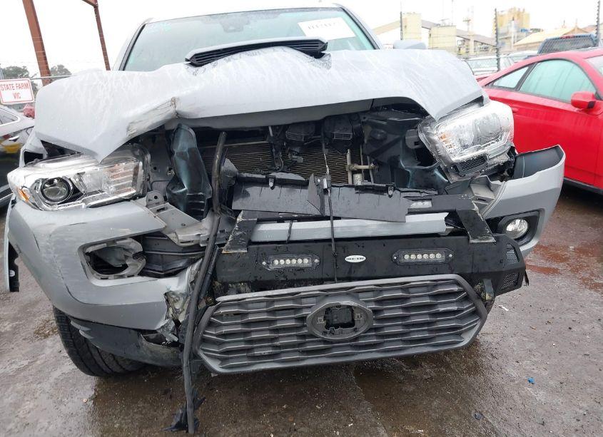 Photo 6 of 2021 Toyota Tacoma TRD SPORT (VIN 3TMDZ5BN1MM113925)