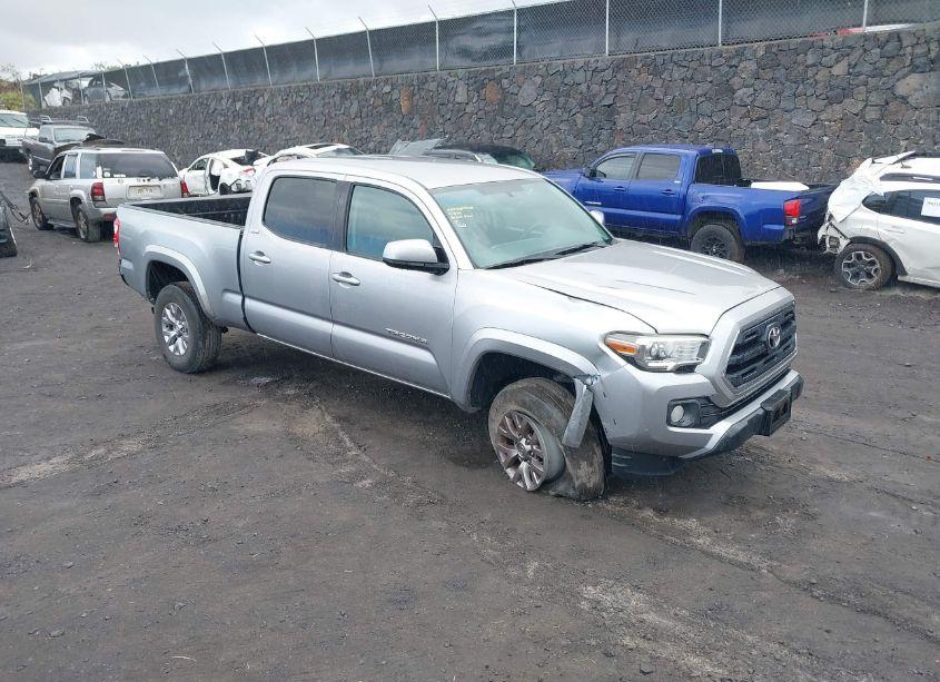 2016 Toyota Tacoma TRD SPORT (VIN 3TMDZ5BN2GM001302) main photo