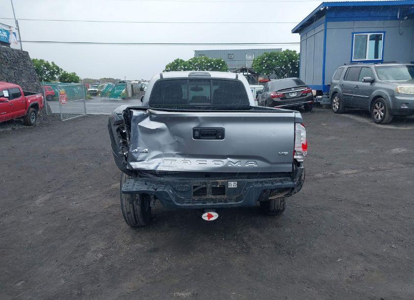 Photo 16 of 2016 Toyota Tacoma TRD SPORT (VIN 3TMDZ5BN2GM001302)