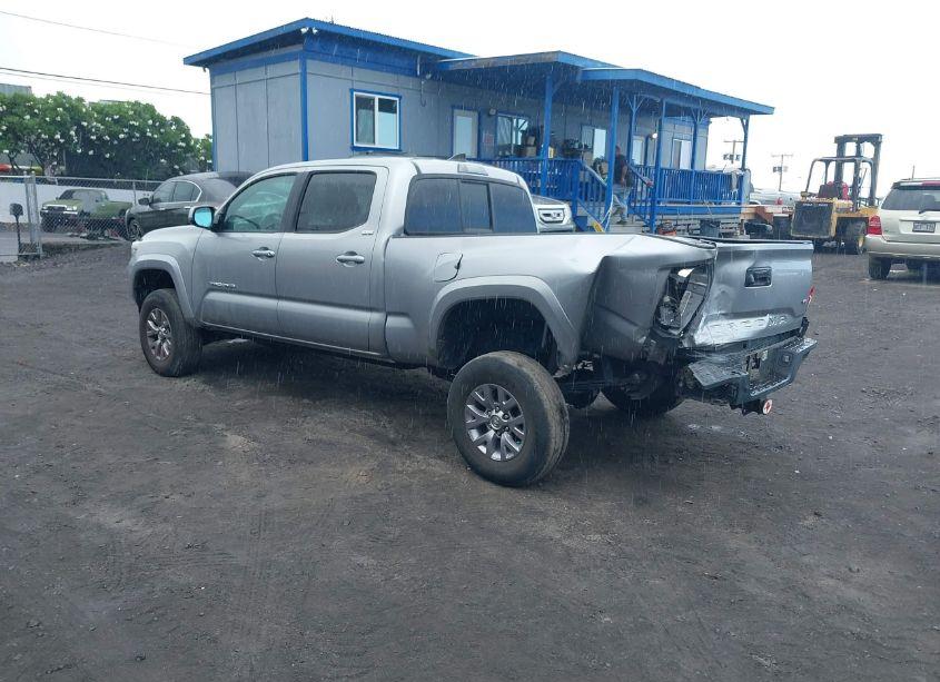 Photo 3 of 2016 Toyota Tacoma TRD SPORT (VIN 3TMDZ5BN2GM001302)