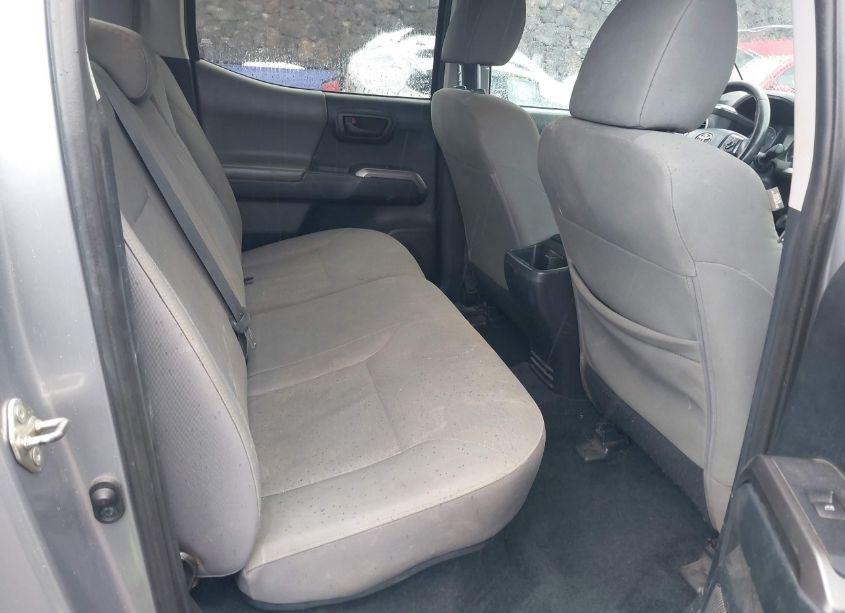 Photo 8 of 2016 Toyota Tacoma TRD SPORT (VIN 3TMDZ5BN2GM001302)