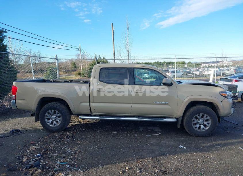 Photo 13 of 2017 Toyota Tacoma SR5 V6 (VIN 3TMDZ5BN2HM035841)