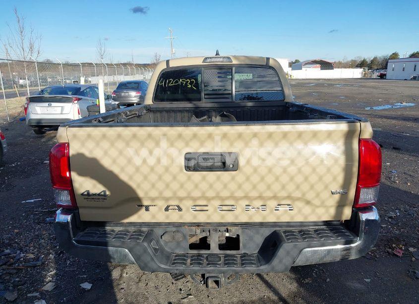 Photo 16 of 2017 Toyota Tacoma SR5 V6 (VIN 3TMDZ5BN2HM035841)