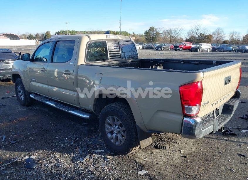 Photo 3 of 2017 Toyota Tacoma SR5 V6 (VIN 3TMDZ5BN2HM035841)