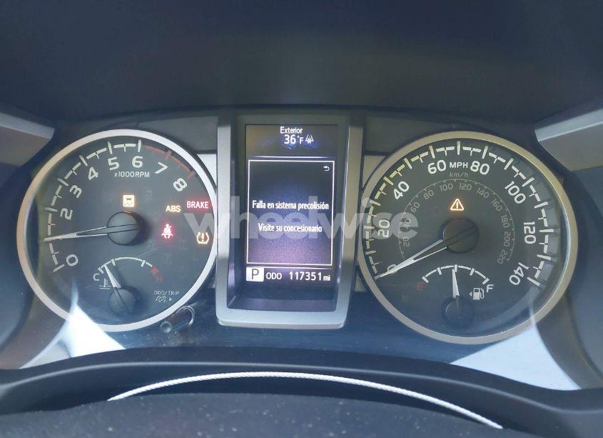 Photo 7 of 2018 Toyota Tacoma SR5 V6 (VIN 3TMDZ5BN2JM036459)