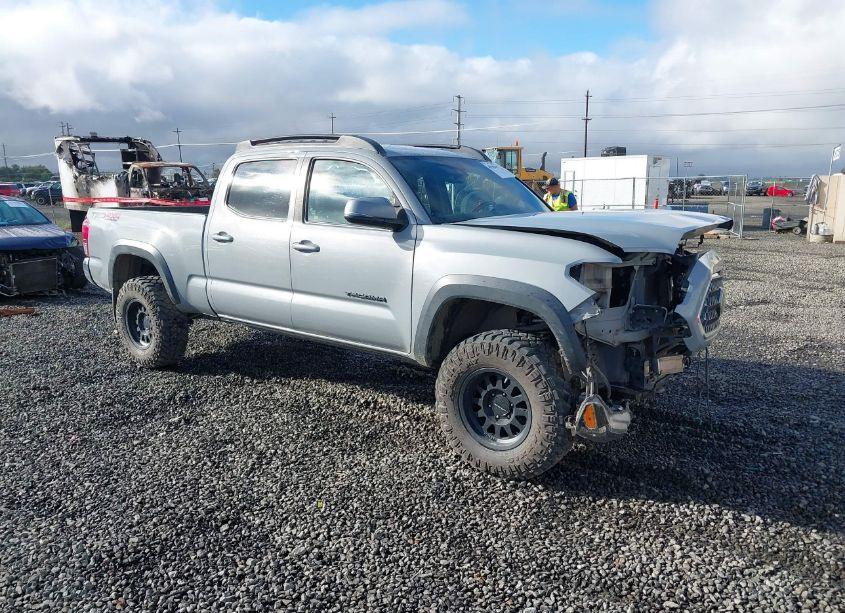 2019 Toyota Tacoma TRD OFF ROAD (VIN 3TMDZ5BN2KM073500) main photo