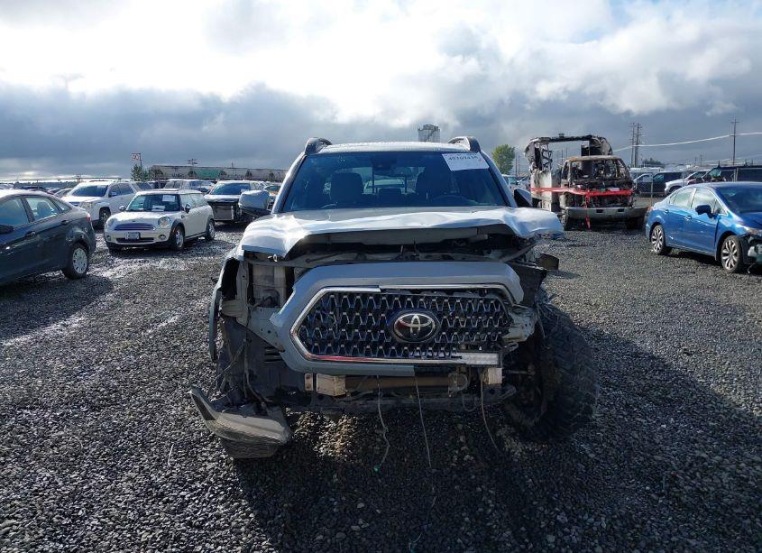Photo 13 of 2019 Toyota Tacoma TRD OFF ROAD (VIN 3TMDZ5BN2KM073500)