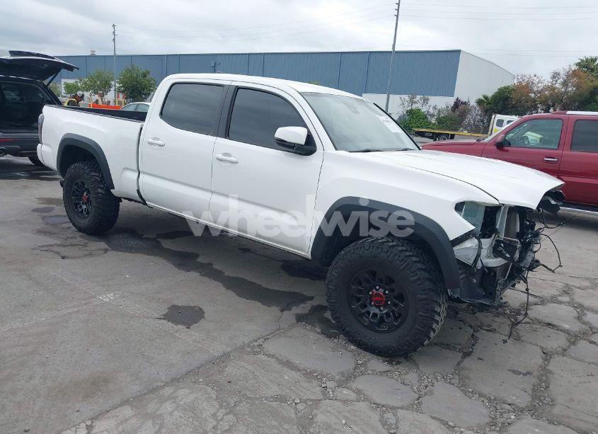 2021 Toyota Tacoma TRD OFF-ROAD (VIN 3TMDZ5BN2MM100245) main photo