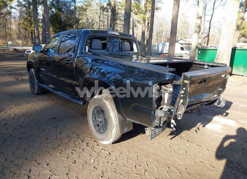 Photo 3 of 2021 Toyota Tacoma SR5 V6 (VIN 3TMDZ5BN2MM106840)