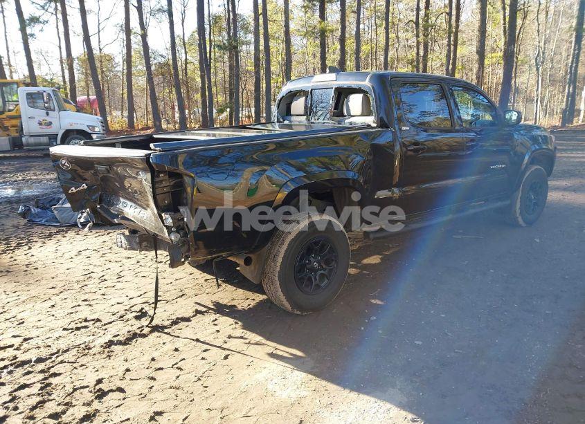 Photo 4 of 2021 Toyota Tacoma SR5 V6 (VIN 3TMDZ5BN2MM106840)