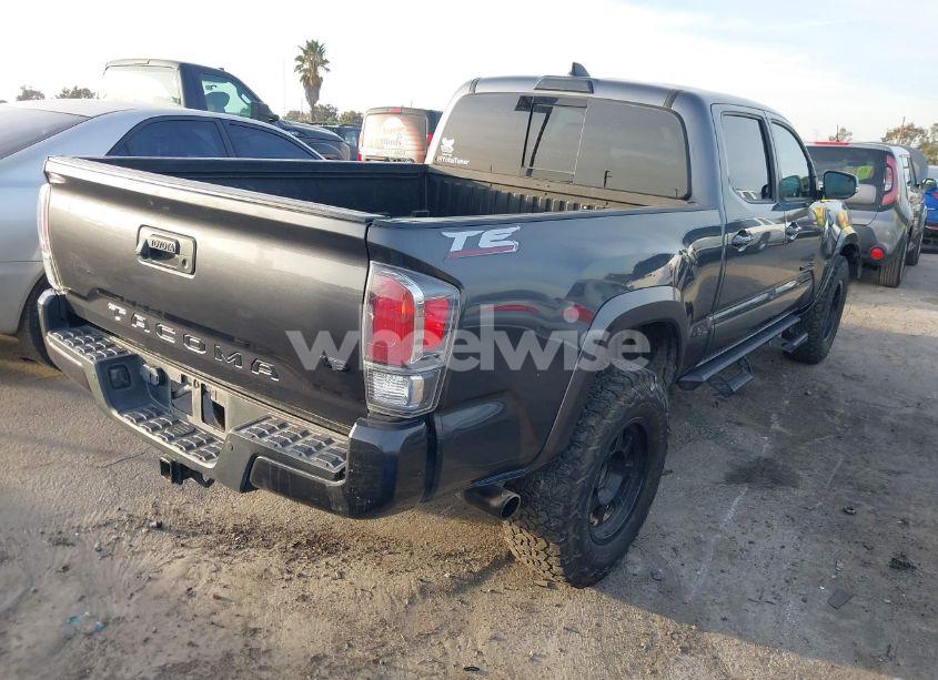 Photo 4 of 2021 Toyota Tacoma DOUBLE CAB/SR5/TRD SPORT/TRD OFF ROAD (VIN 3TMDZ5BN2MM108586)