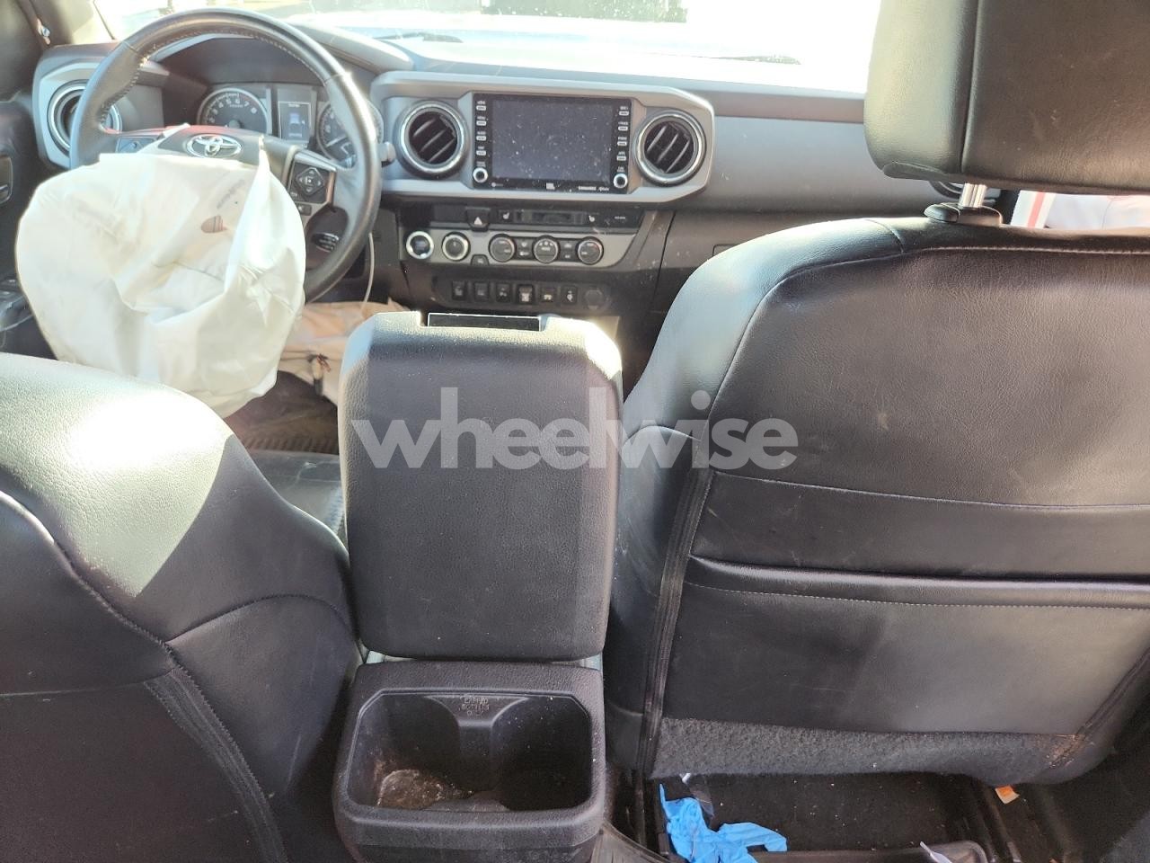 Photo 8 of 2021 TOYOTA TACOMA DOUBLE CAB (VIN 3TMDZ5BN2MM111116)