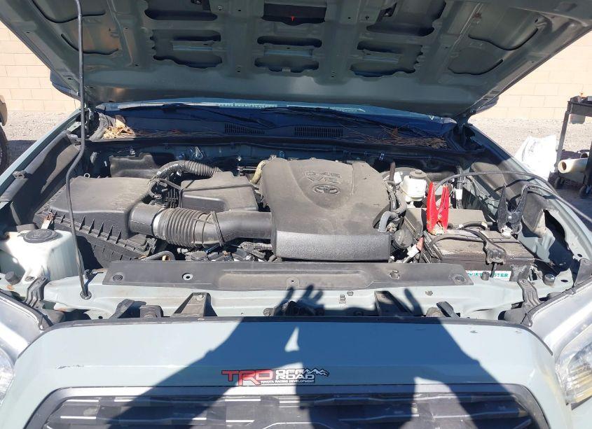 Photo 10 of 2022 Toyota Tacoma (VIN 3TMDZ5BN2NM121467)