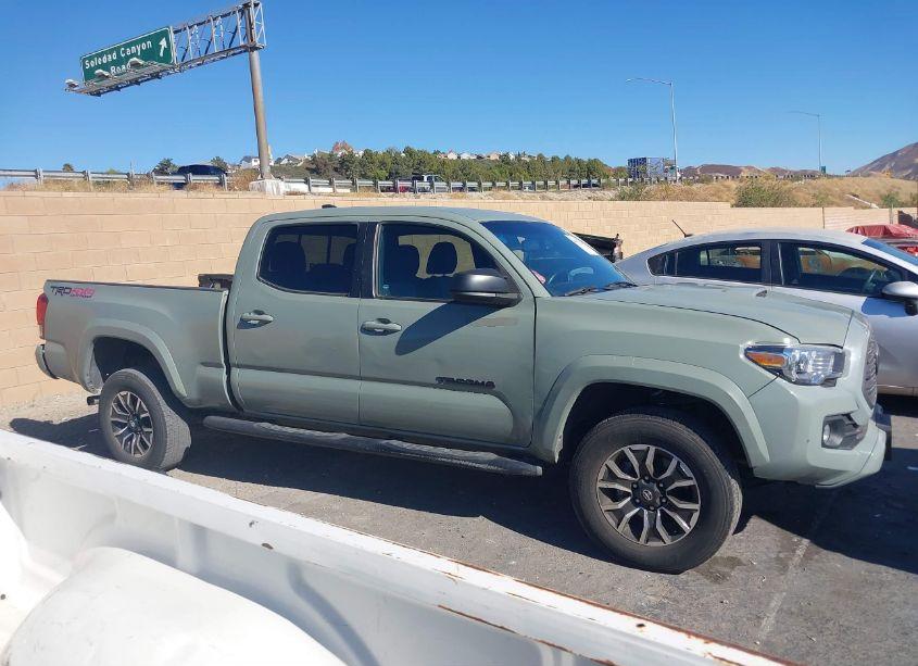 Photo 13 of 2022 Toyota Tacoma (VIN 3TMDZ5BN2NM121467)