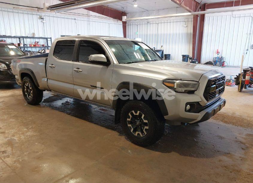 2022 Toyota Tacoma TRD OFF ROAD (VIN 3TMDZ5BN2NM124398) main photo