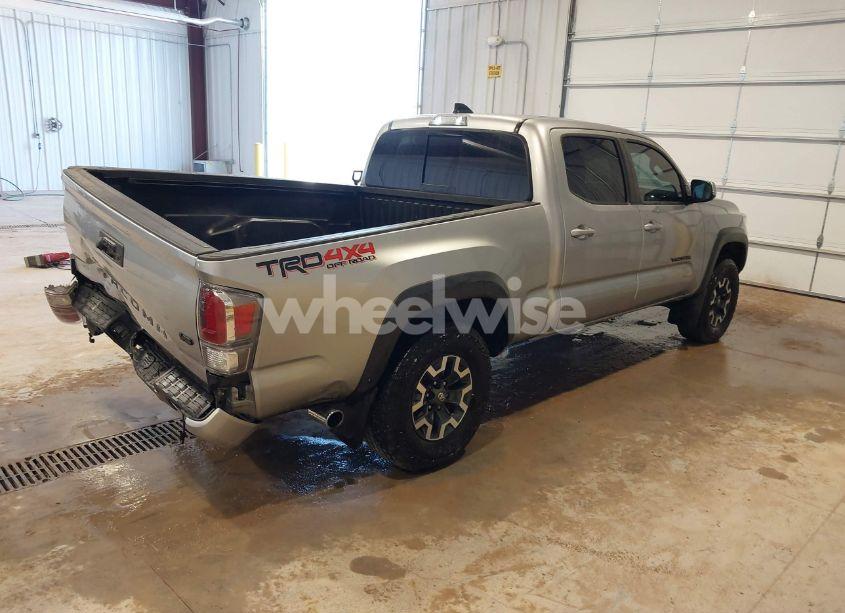 Photo 4 of 2022 Toyota Tacoma TRD OFF ROAD (VIN 3TMDZ5BN2NM124398)