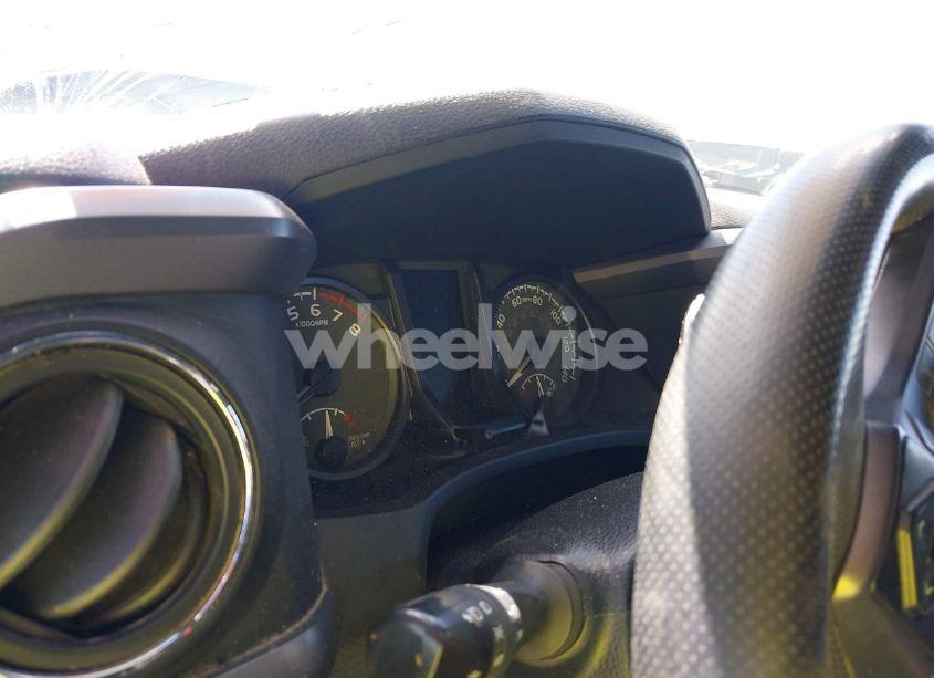 Photo 7 of 2022 Toyota Tacoma (VIN 3TMDZ5BN2NM133036)