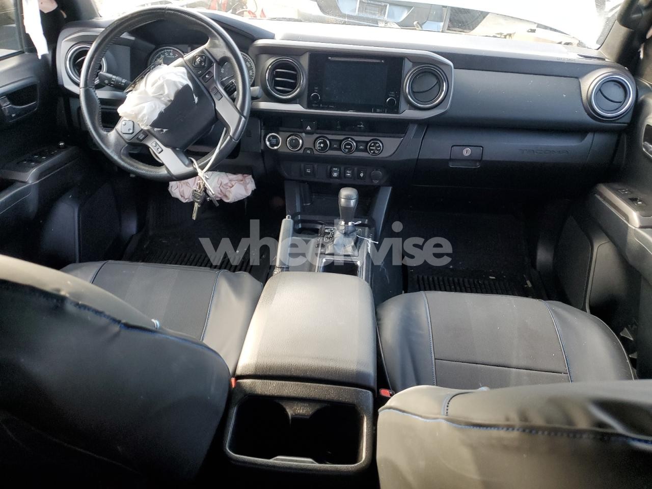 Photo 8 of 2018 TOYOTA TACOMA DOUBLE CAB (VIN 3TMDZ5BN3JM039712)