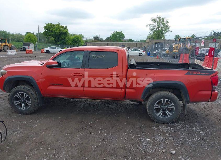 Photo 14 of 2016 Toyota Tacoma TRD SPORT (VIN 3TMDZ5BN4GM008588)