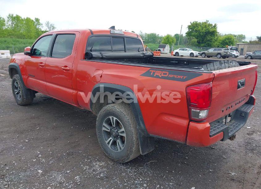 Photo 3 of 2016 Toyota Tacoma TRD SPORT (VIN 3TMDZ5BN4GM008588)