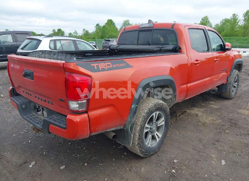 Photo 4 of 2016 Toyota Tacoma TRD SPORT (VIN 3TMDZ5BN4GM008588)