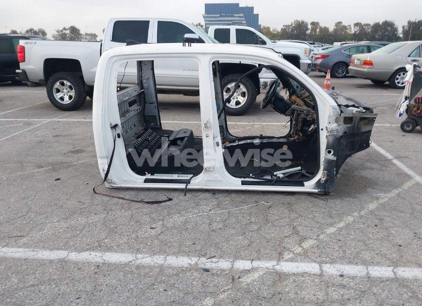 Photo 12 of 2017 Toyota Tacoma TRD OFF ROAD (VIN 3TMDZ5BN4HM025697)