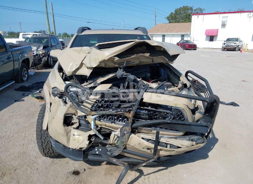 Photo 12 of 2018 Toyota Tacoma TRD SPORT (VIN 3TMDZ5BN4JM039802)