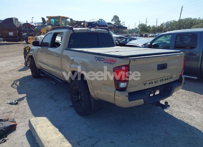 Photo 3 of 2018 Toyota Tacoma TRD SPORT (VIN 3TMDZ5BN4JM039802)