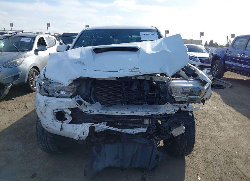 Photo 12 of 2019 Toyota Tacoma TRD SPORT (VIN 3TMDZ5BN4KM057265)