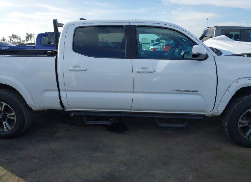Photo 13 of 2019 Toyota Tacoma TRD SPORT (VIN 3TMDZ5BN4KM057265)
