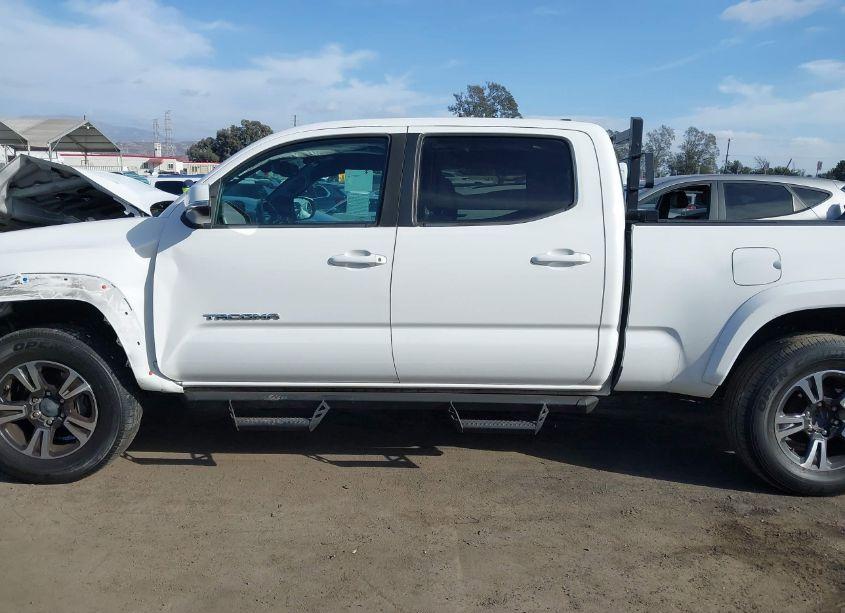 Photo 14 of 2019 Toyota Tacoma TRD SPORT (VIN 3TMDZ5BN4KM057265)