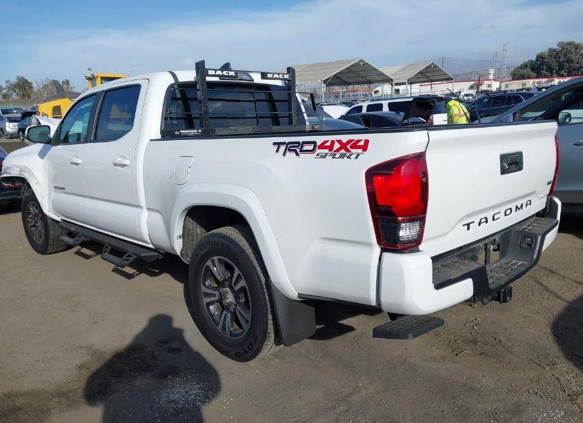 Photo 3 of 2019 Toyota Tacoma TRD SPORT (VIN 3TMDZ5BN4KM057265)