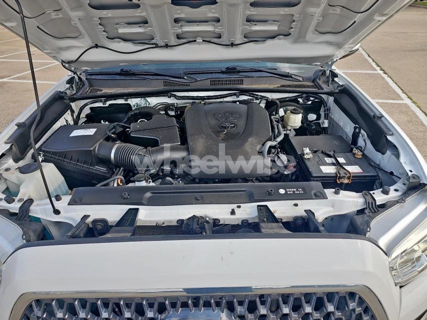 Photo 10 of 2019 TOYOTA TACOMA DOUBLE CAB (VIN 3TMDZ5BN4KM063910)