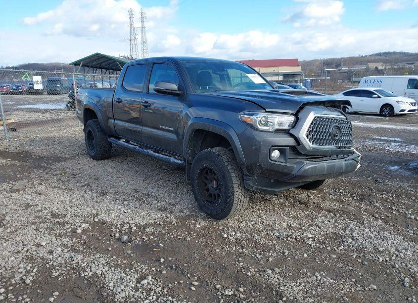 2019 Toyota Tacoma TRD SPORT (VIN 3TMDZ5BN4KM066628) main photo