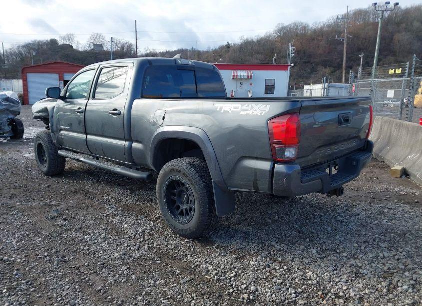 Photo 3 of 2019 Toyota Tacoma TRD SPORT (VIN 3TMDZ5BN4KM066628)