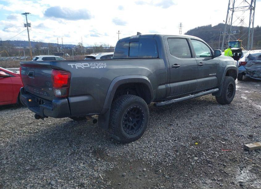 Photo 4 of 2019 Toyota Tacoma TRD SPORT (VIN 3TMDZ5BN4KM066628)
