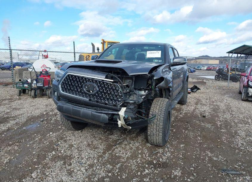 Photo 6 of 2019 Toyota Tacoma TRD SPORT (VIN 3TMDZ5BN4KM066628)