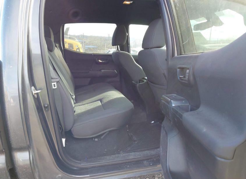 Photo 8 of 2019 Toyota Tacoma TRD SPORT (VIN 3TMDZ5BN4KM066628)
